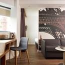 Suites Junior Hôtel Median Paris Porte de Versailles